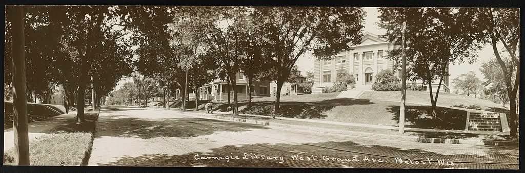 Historic view of the Carnegie Library on West Grand Avenue in Beloit